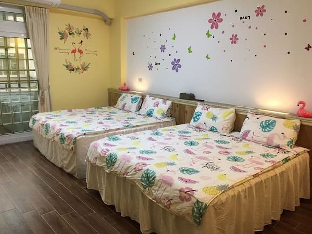 Hobby 8 Elevator-Family Room with Balcony-8