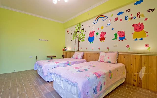 Hobby 8 Elevator-Double or twin room-5