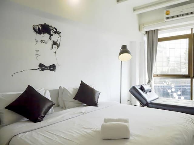 【網美打卡首選】3HOWw旅宿｜近Terminal 21 百貨-豪華房-2