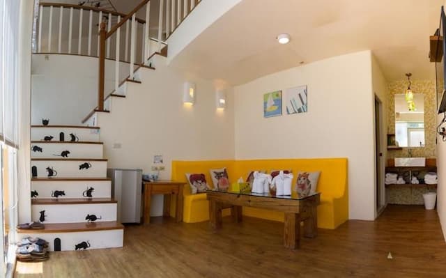 貓兒散散步 l 寵物友善-八人套房-1