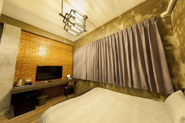 SLOW Inn-Five types of rooms "Stay in SLOW" "Industrial" / Walk to Tail-tail home ice cream for 30 seconds / Zhengxing Street / Guohua Street / Shennong Street / Hai'an Road-5