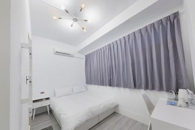 SLOW Inn-Five room types "Slow" SLOW "Pure White" / Walk to Tail-Tail Home Ice Cream 30 seconds / Zhengxing Street / Guohua Street / Shennong Street / Hai'an Road-1