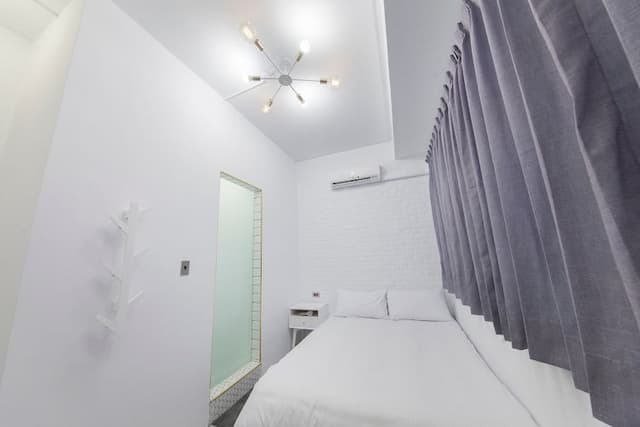 SLOW Inn-Five room types "Slow" SLOW "Pure White" / Walk to Tail-Tail Home Ice Cream 30 seconds / Zhengxing Street / Guohua Street / Shennong Street / Hai'an Road-2