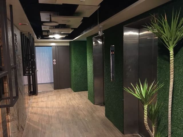 Greeninn Hotel| specials on sale!!Near MRT Station and Night Market Location Apartment Hotel-Double room with view-6