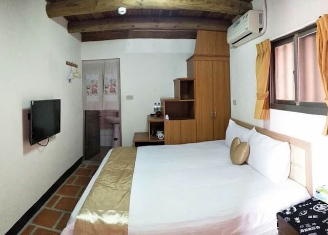 Golden Gate W Series Homestay-Cozy double room-2