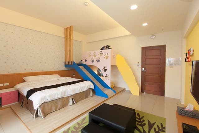 夜泊、梅花鹿民宿｜寬敞親子溜滑梯-熊本星空親子房-4