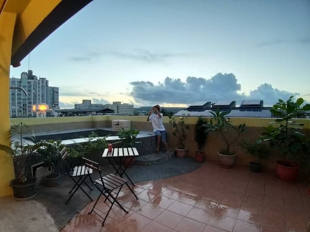 La Fleur BnB & Restaurant-Deluxe Rooftop Suite-10