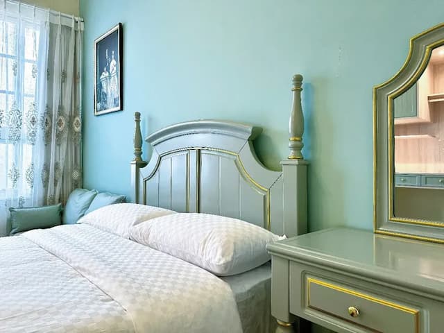 愛德華·馬奈玫瑰房-法式雙人房