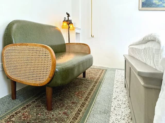 克洛德·莫內玫瑰房-沙發