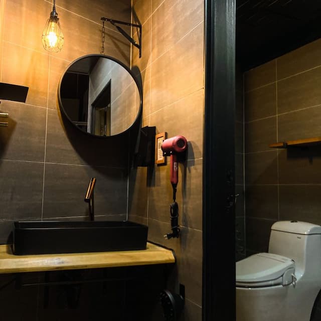 1F 男女廁所 W/M Restroom