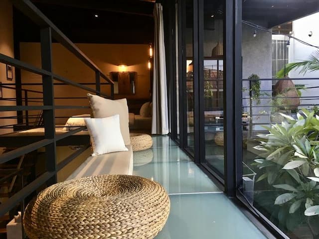 2F 庭院景觀平台 Garden View Platform