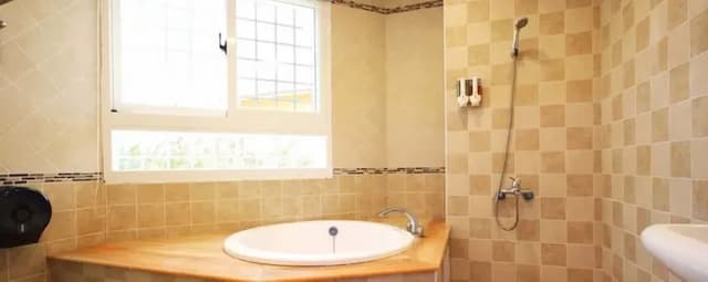 샤오위 리조트 호텔 인 더 씨 Island on the Sea-French style quadruple room (balcony + bathtub)-10