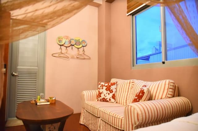 Hualien falls in love with Paris-Yawei double room-6