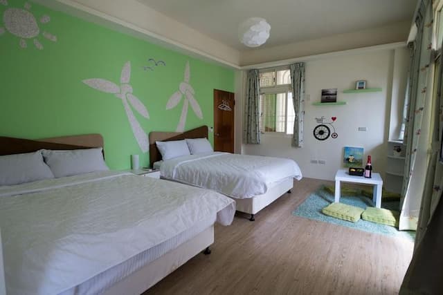 썬니 홈 (Sunny Home)-Windmill quadruple room-3