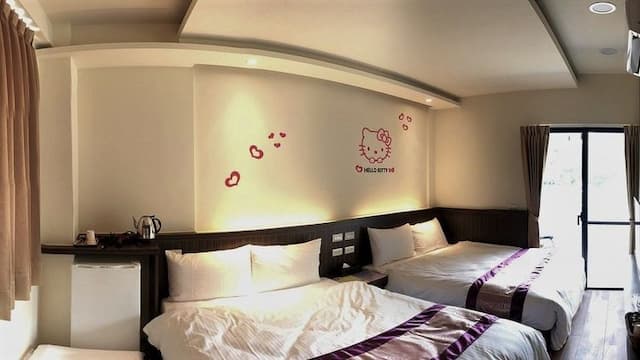 KITTY房型(2F-不可攜帶寵物、有陽台)