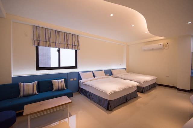 Shamuni-Quadruple room-1