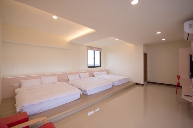 Shamuni-Six-person room-3