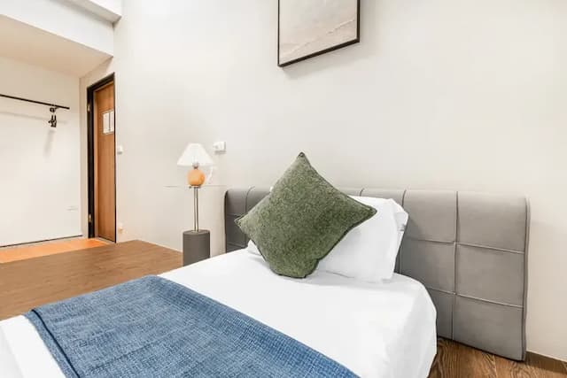 Harmony Smart Stay-Single room with shared toilet_A101-10