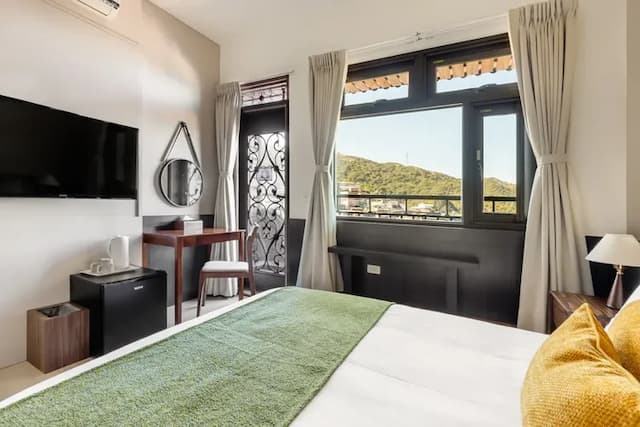 Harmony Smart Stay-Double Room with Mountain View and Balcony_A301.A302-10