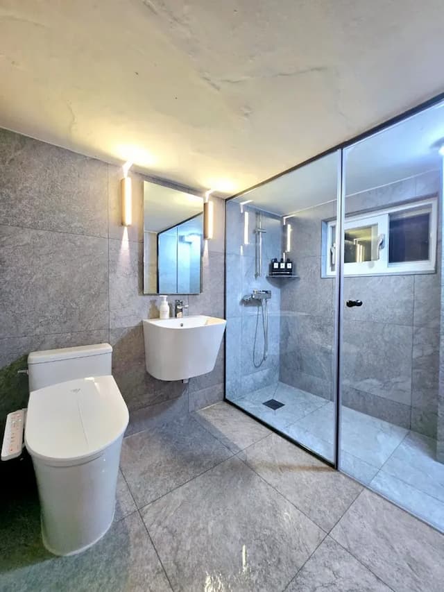 Yoon house-New] Serene Hongdae GardenSuite 0F ,5min from AREX Q-7