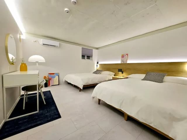 Yoon house-New] Serene Hongdae GardenSuite 0F ,5min from AREX Q-1