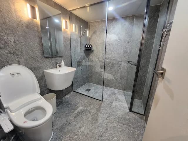 Yoon house-신규] Serene Hongdae Gardensuite1F, AREX W에서 5분 거리-8