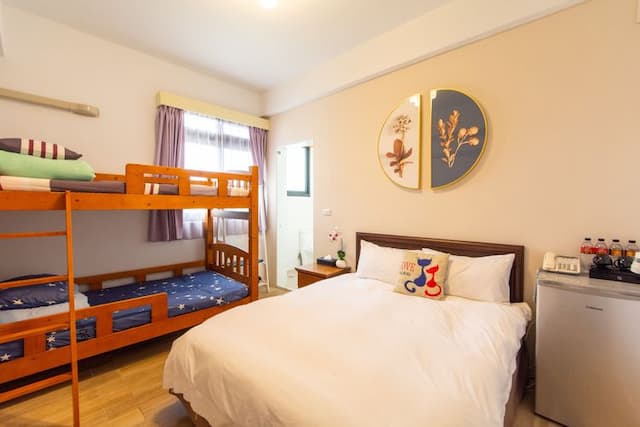 Jianguan hotel-Quadruple Suite-2