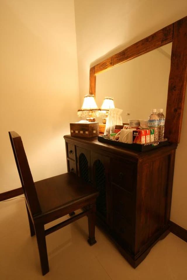 麗都小築｜歐式風格｜陽台x落地窗｜近海-豪華四人房-8