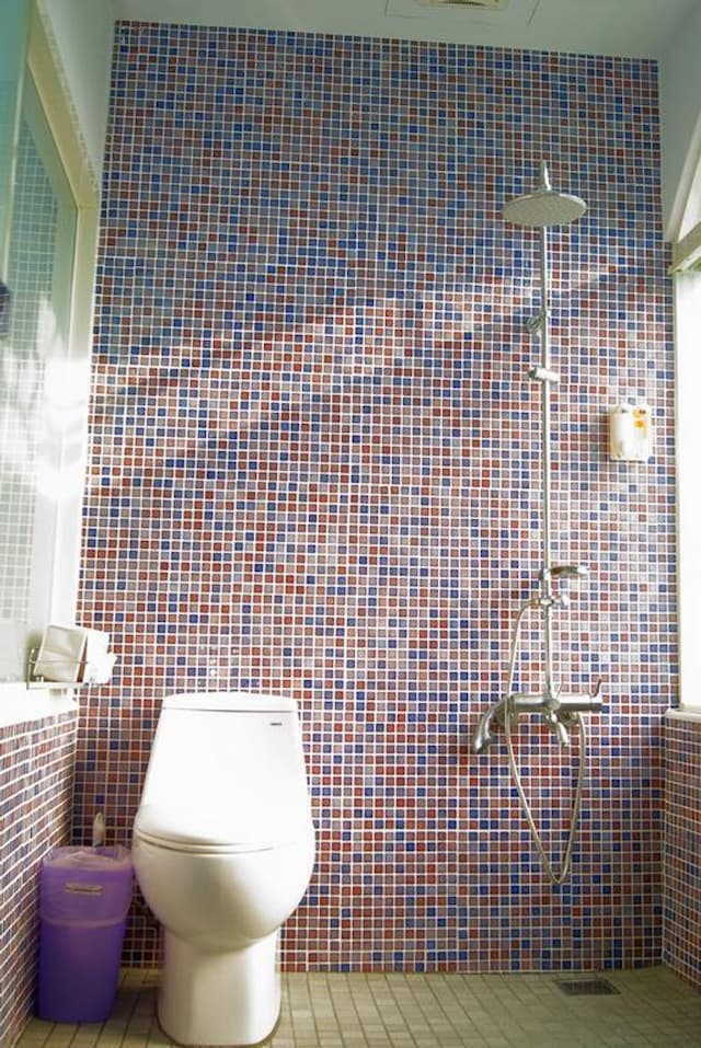 麗都小築｜歐式風格｜陽台x落地窗｜近海-豪華四人房-9