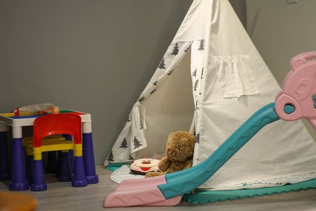 Loft Inn-Family Room-5