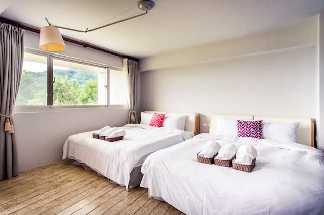 Miinnon Village Bed and Breakfast-Family Suite with Balcony-4