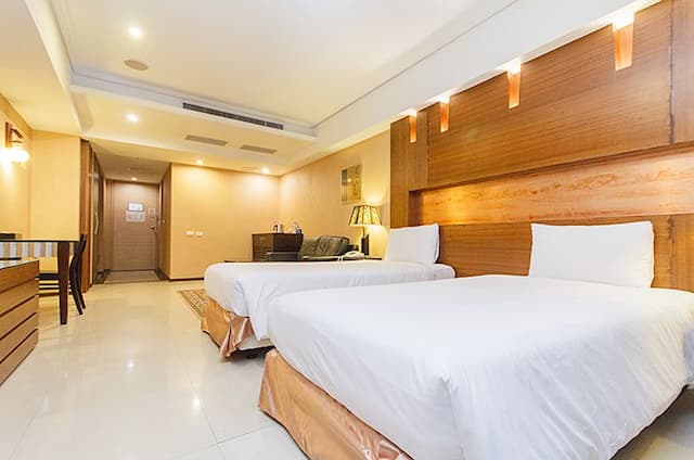 SLV HOTEL GROUP-SLV business hotel-Two Small Bed Room-1
