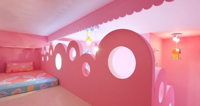 The railroad-Donuts - parent-child room-2