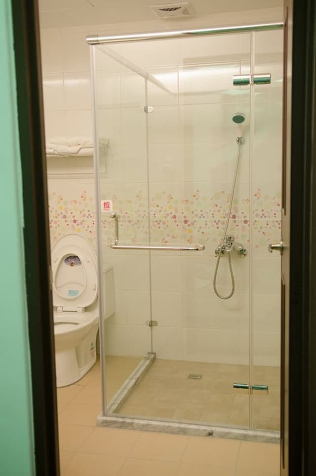 Apple Tree B&B-4-room landscape-9