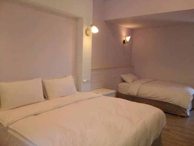 On The Green-Six-person room-2