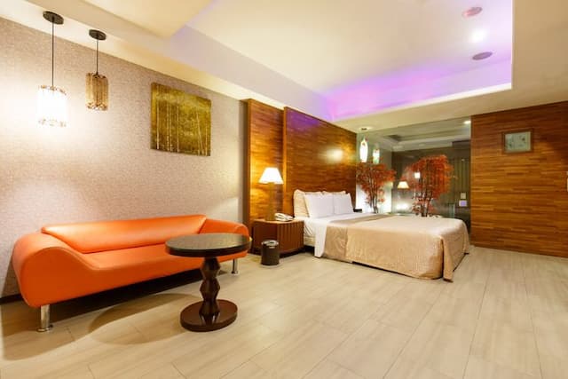 SLV HOTEL GROUP-SLV business hotel-Standard Deluxe Room-1