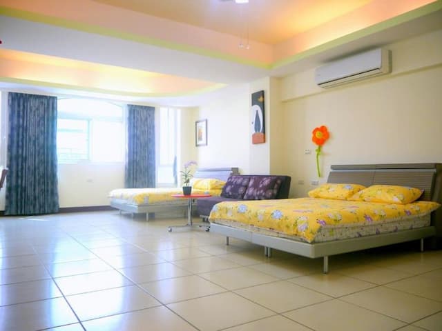 Ai Li En Homestay-Quadruple Room with Private Bathroom-1