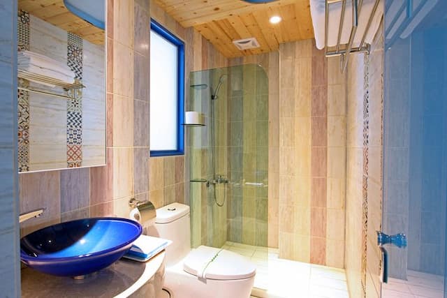 White Mediterranean Hostel-Sea View Room l Sunshine Sea View Double Room (Facing the Sea/No Breakfast)-5