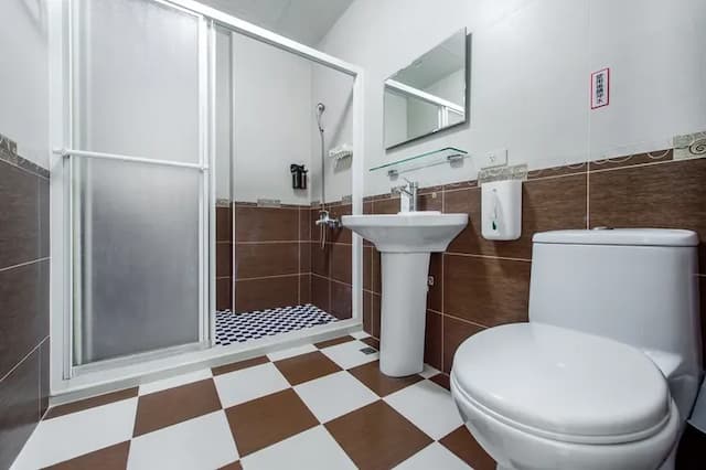 櫻花民宿-豪華四人房-附陽台-7