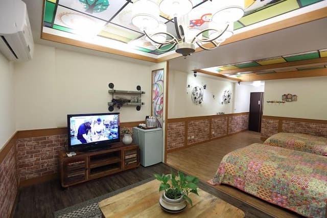 菲斯佩旅居民宿-高級四人房-5