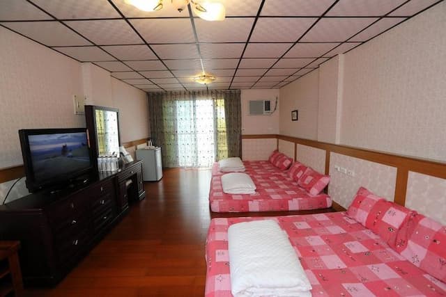 菲斯佩旅居民宿-原木8人套房-7