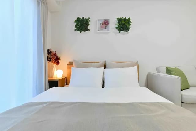 FL民宿 日本橋｜浪速區/車站步行6分/1 至 4 人/一線直達京都/40 吋電視+Netflix-位於大阪充滿活力的浪速區的舒適公寓，車站步行6分鐘，可供 1 至 4 人入住，配備 40 吋電視（可收看 Netflix）-3