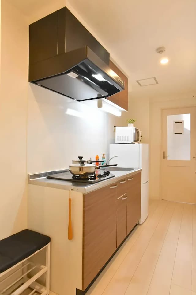 FL民宿 日本橋｜浪速區/車站步行6分/1 至 4 人/一線直達京都/40 吋電視+Netflix-位於大阪充滿活力的浪速區的舒適公寓，車站步行6分鐘，可供 1 至 4 人入住，配備 40 吋電視（可收看 Netflix）-14