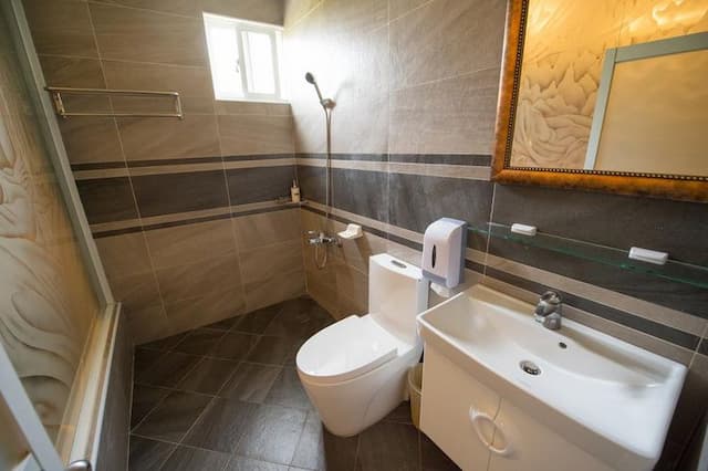 Ding Jia Hotel-Classic Double Room with Blacony-10