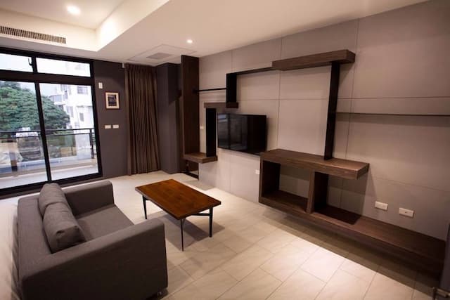 Man Man Band-Deluxe double room-2