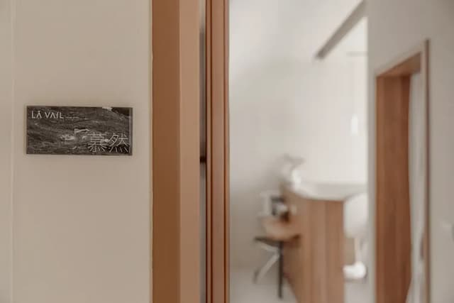 Là Vail homes-Double Room with Balcony-15