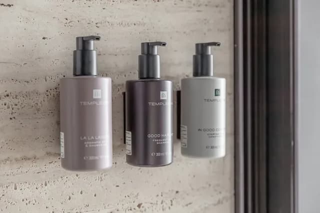 Là Vail homes-Deluxe Double Room with Balcony-12