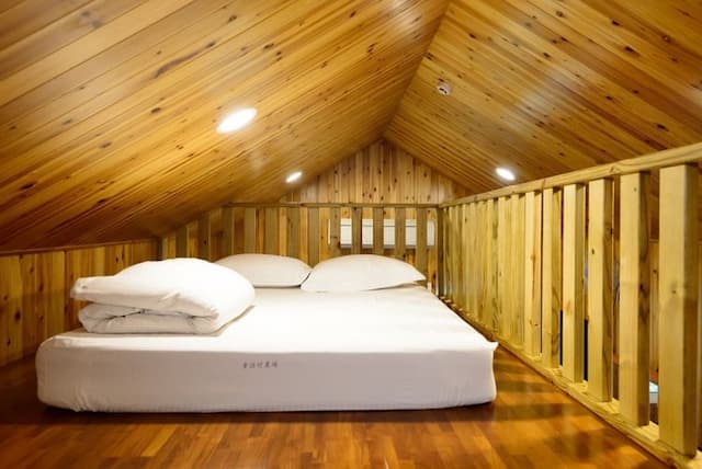 宜蘭童話村民宿 l可6~20人包棟 l田中央獨棟獨院  l獨立陽台 l泡湯池l電動麻將 l 烤肉 l 戲水 l 餵魚喝奶奶-宜126童話村有機農場民宿4人小包棟l庭院花園 l獨立進出口 l獨立陽台可烤肉 l麻將 l餵魚喝奶奶-2