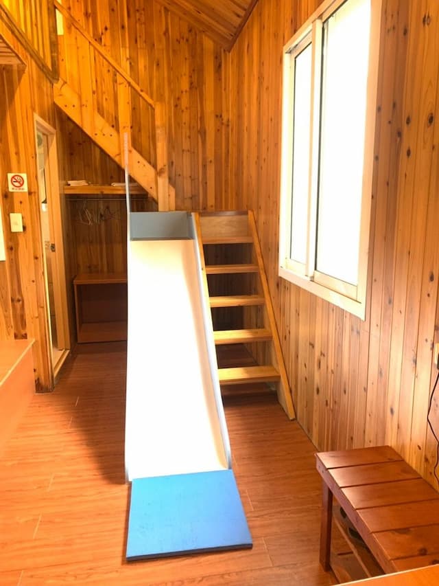 宜蘭童話村民宿 l可6~20人包棟 l田中央獨棟獨院  l獨立陽台 l泡湯池l電動麻將 l 烤肉 l 戲水 l 餵魚喝奶奶-宜126童話村有機農場民宿4人小包棟l庭院花園 l獨立進出口 l獨立陽台可烤肉 l麻將 l餵魚喝奶奶-3