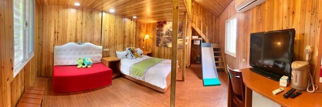 宜蘭童話村民宿 l可6~20人包棟 l田中央獨棟獨院  l獨立陽台 l泡湯池l電動麻將 l 烤肉 l 戲水 l 餵魚喝奶奶-宜126童話村有機農場民宿4人小包棟l庭院花園 l獨立進出口 l獨立陽台可烤肉 l麻將 l餵魚喝奶奶-1